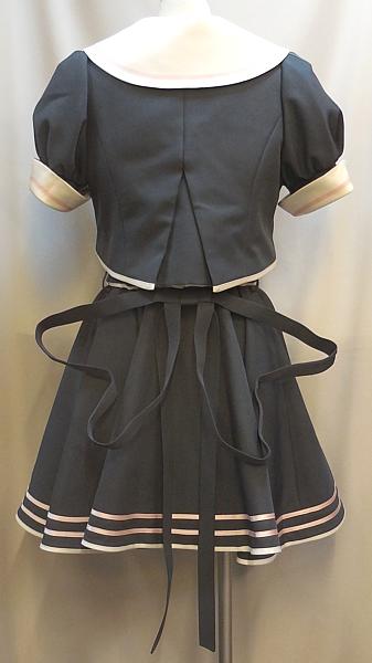 トリノライン咲見学園女子制服 (6).JPG