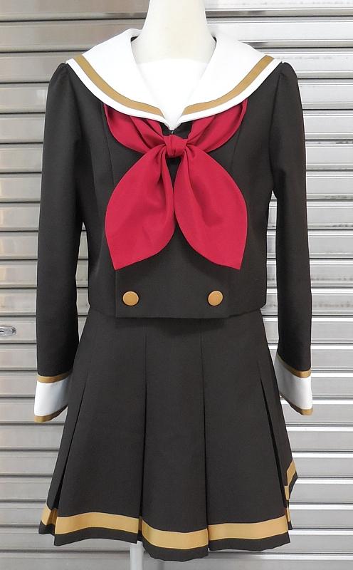 響けユーフォニアム女子制服冬服1年 (1).JPG