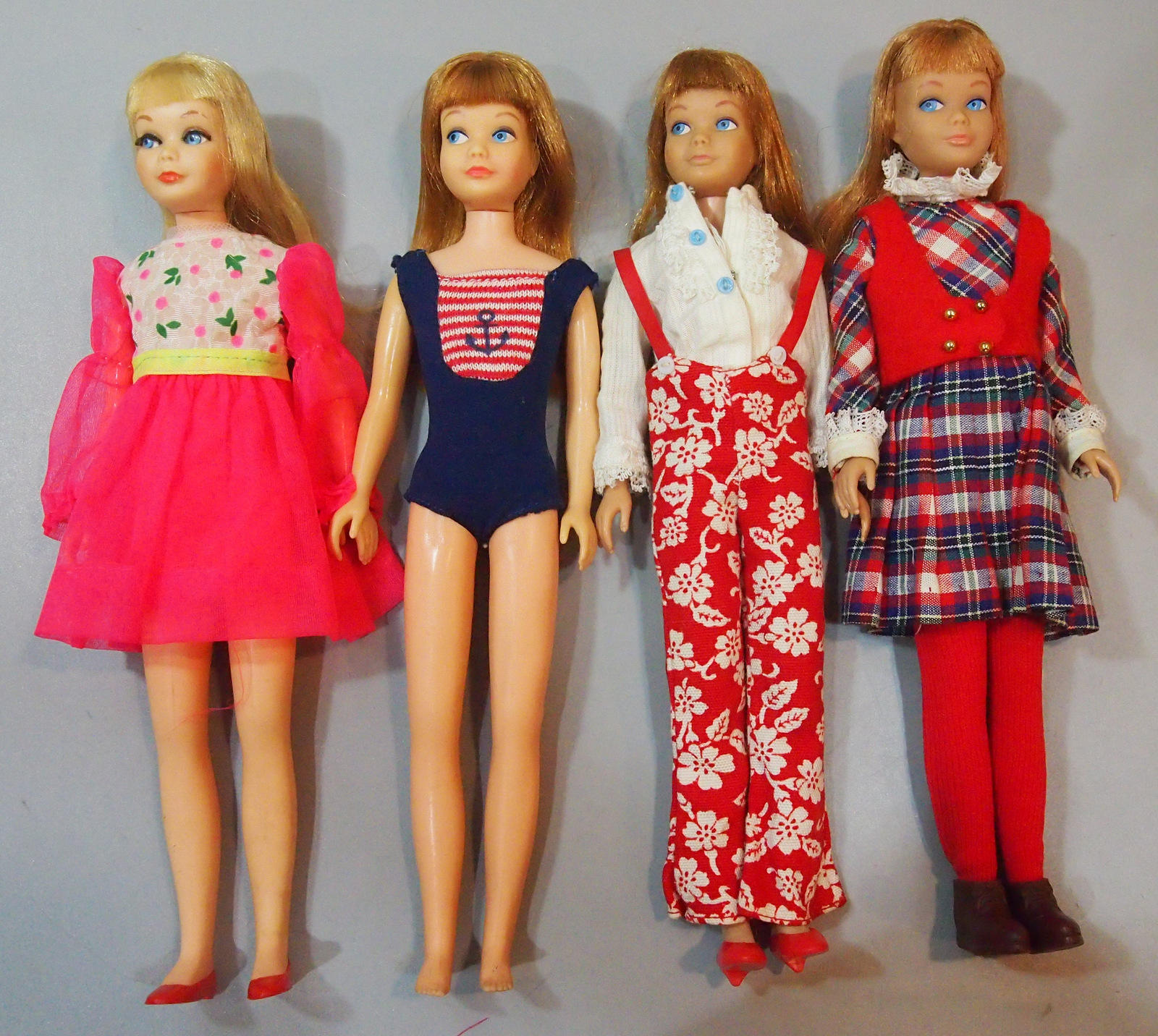 シンプルでおしゃれ Barbie(バービー) Collectibles Wedding Day, 1959 Musical Figurine  Plays Canon in D ドール 人形 フィ 通販